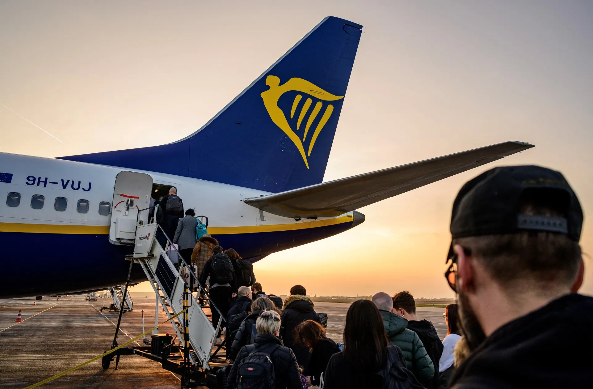 Ryanair's Bold Moves: Cutting Winter Routes to Spain